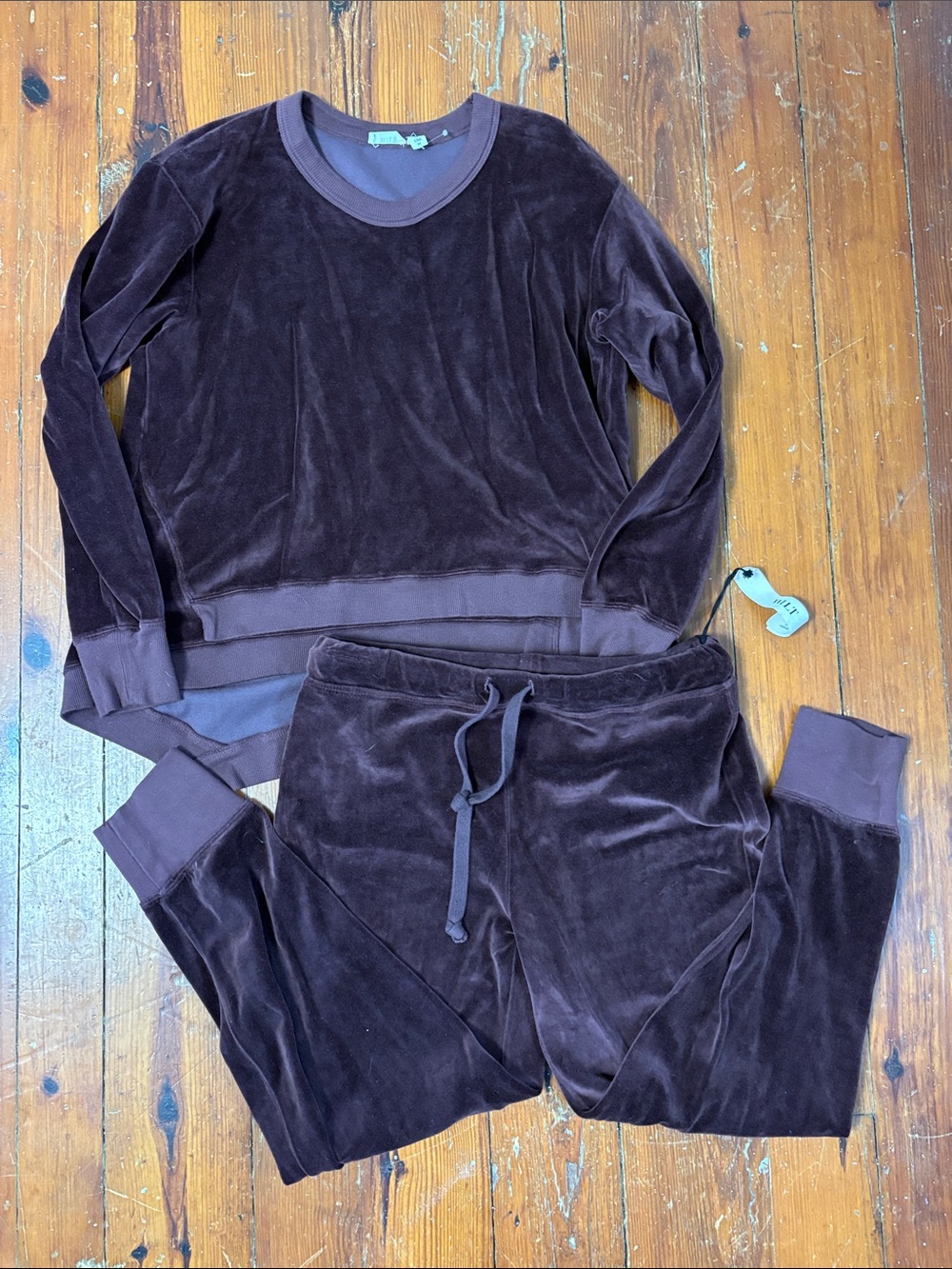 Wilt Brown purple Velvet women's long sleeve sweatshirt jogger Set size medium